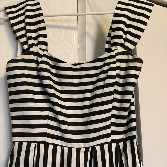 Rockabilly fit and flare dress - Picture 4 of 5